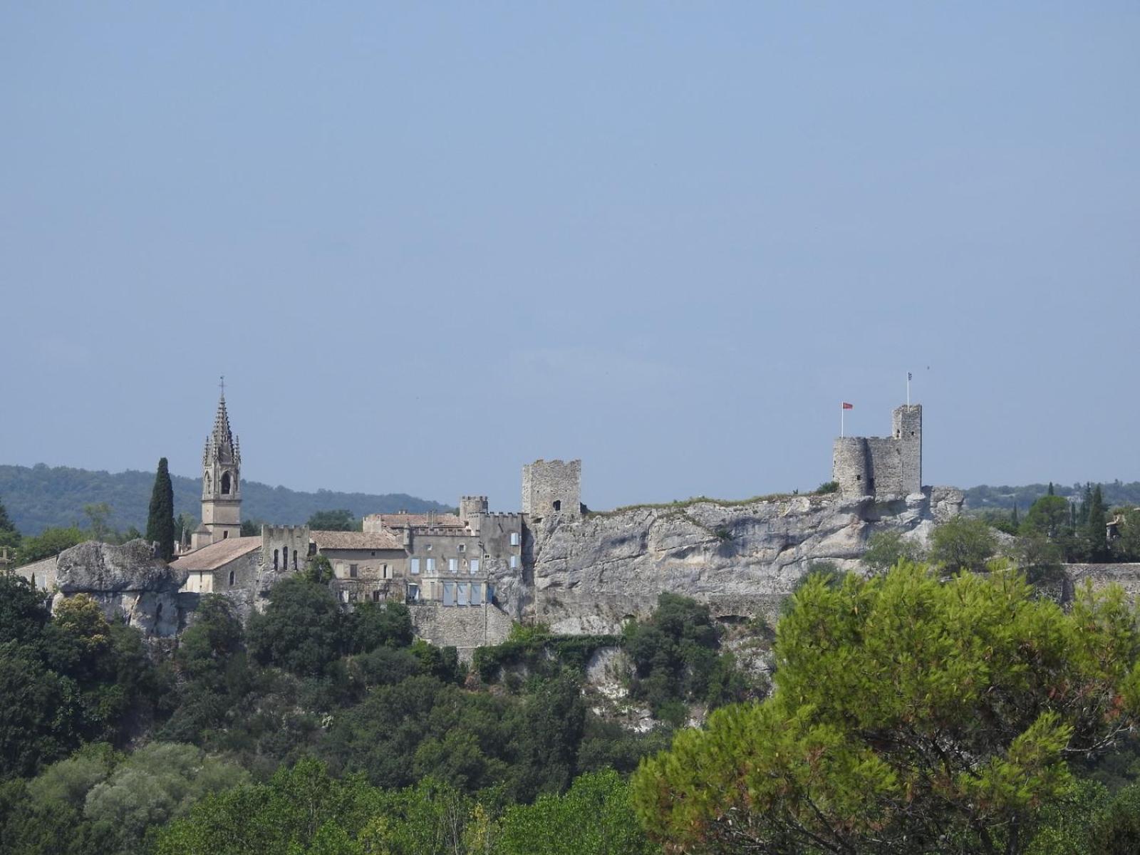 Superbe Appartement Dans Residence Avec Piscine Saint-Martin-dʼArdèche Exteriér fotografie
