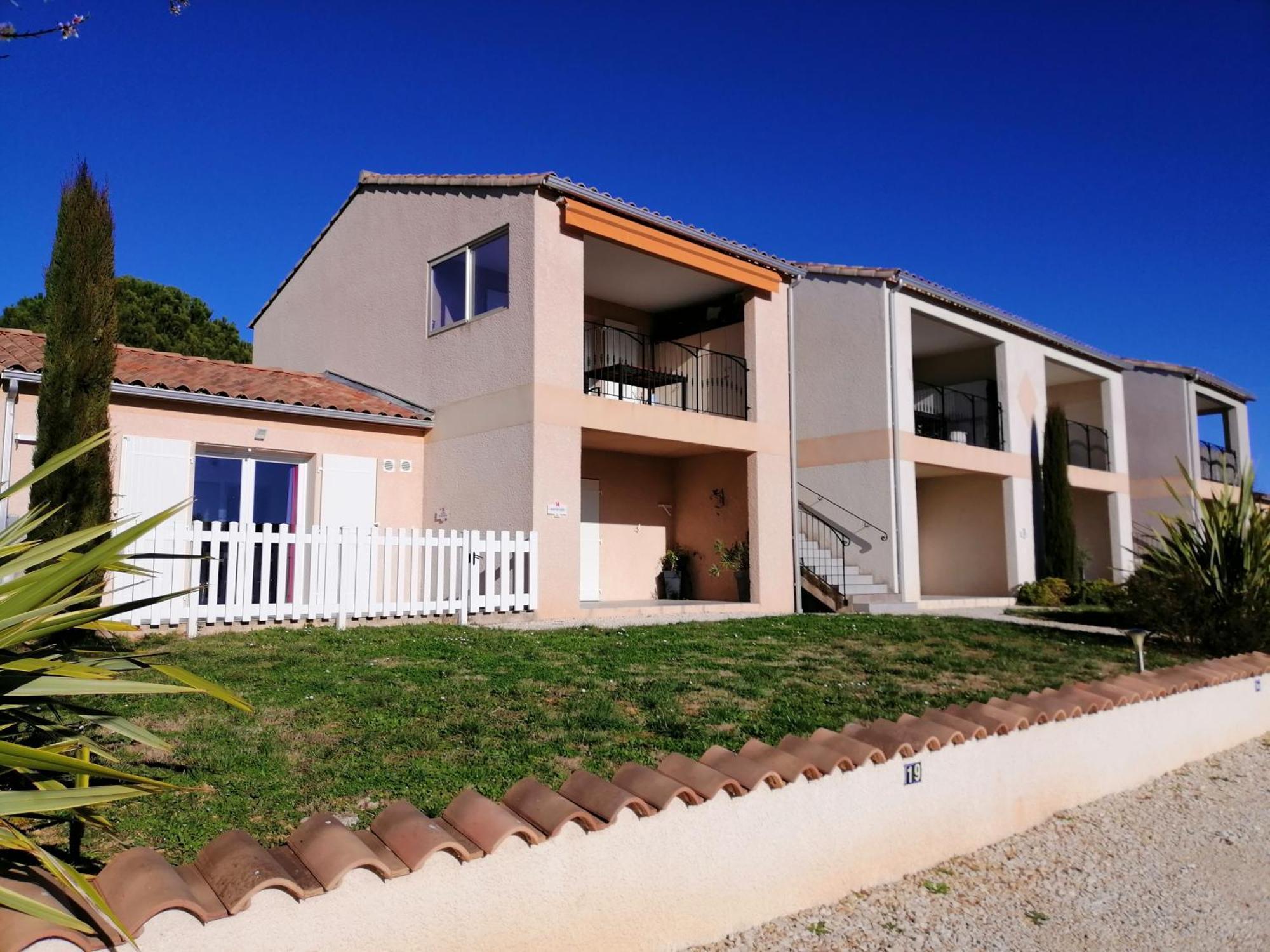 Superbe Appartement Dans Residence Avec Piscine Saint-Martin-dʼArdèche Exteriér fotografie