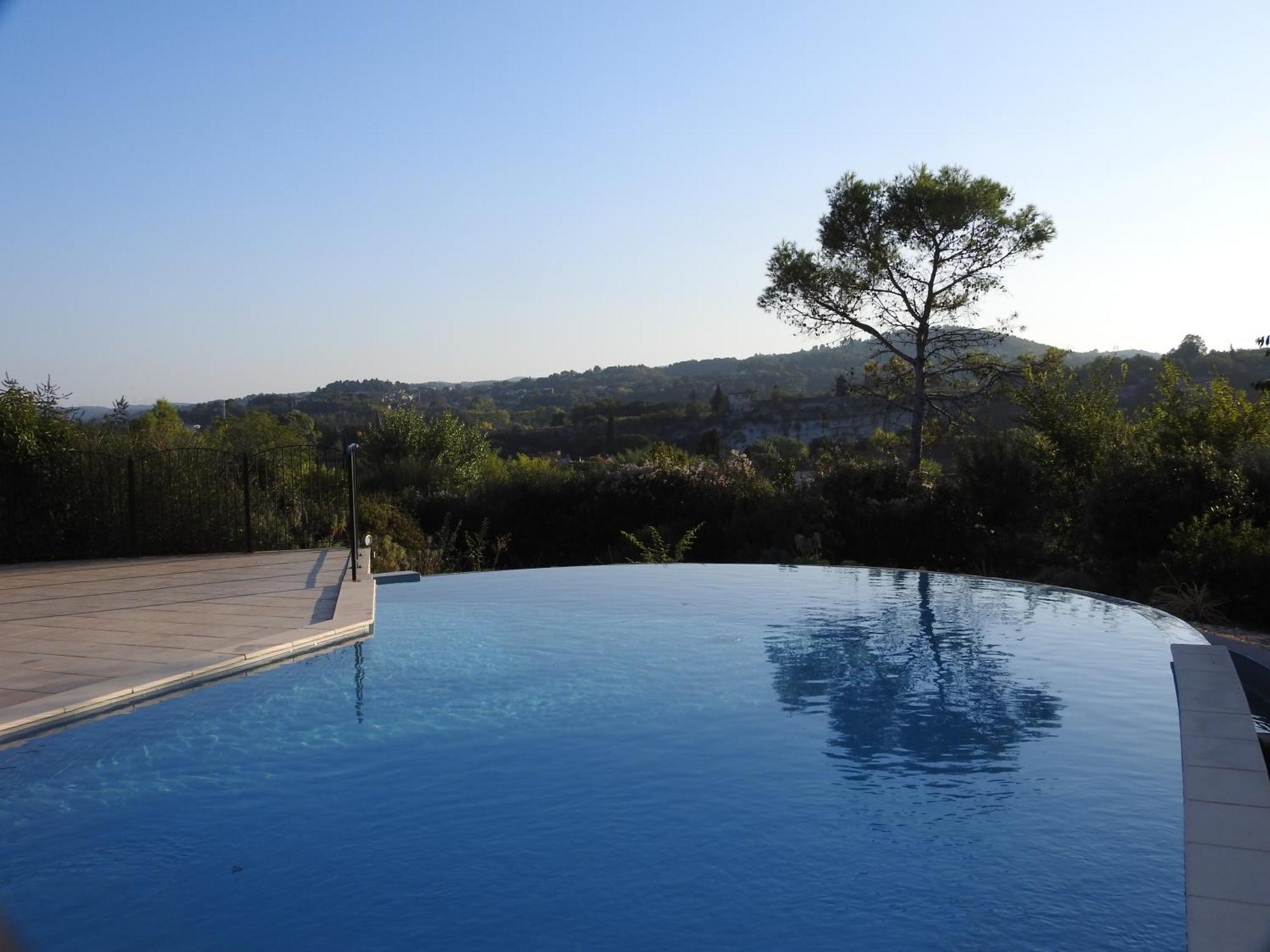 Superbe Appartement Dans Residence Avec Piscine Saint-Martin-dʼArdèche Exteriér fotografie